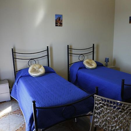 B&B Al Centro Никозия Екстериор снимка
