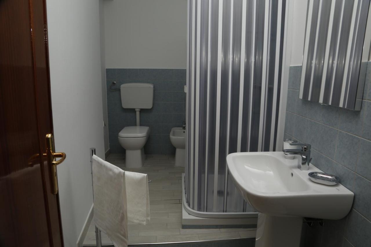 B&B Al Centro Никозия Екстериор снимка