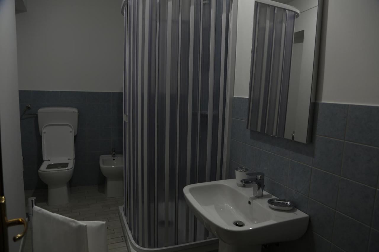 B&B Al Centro Никозия Екстериор снимка