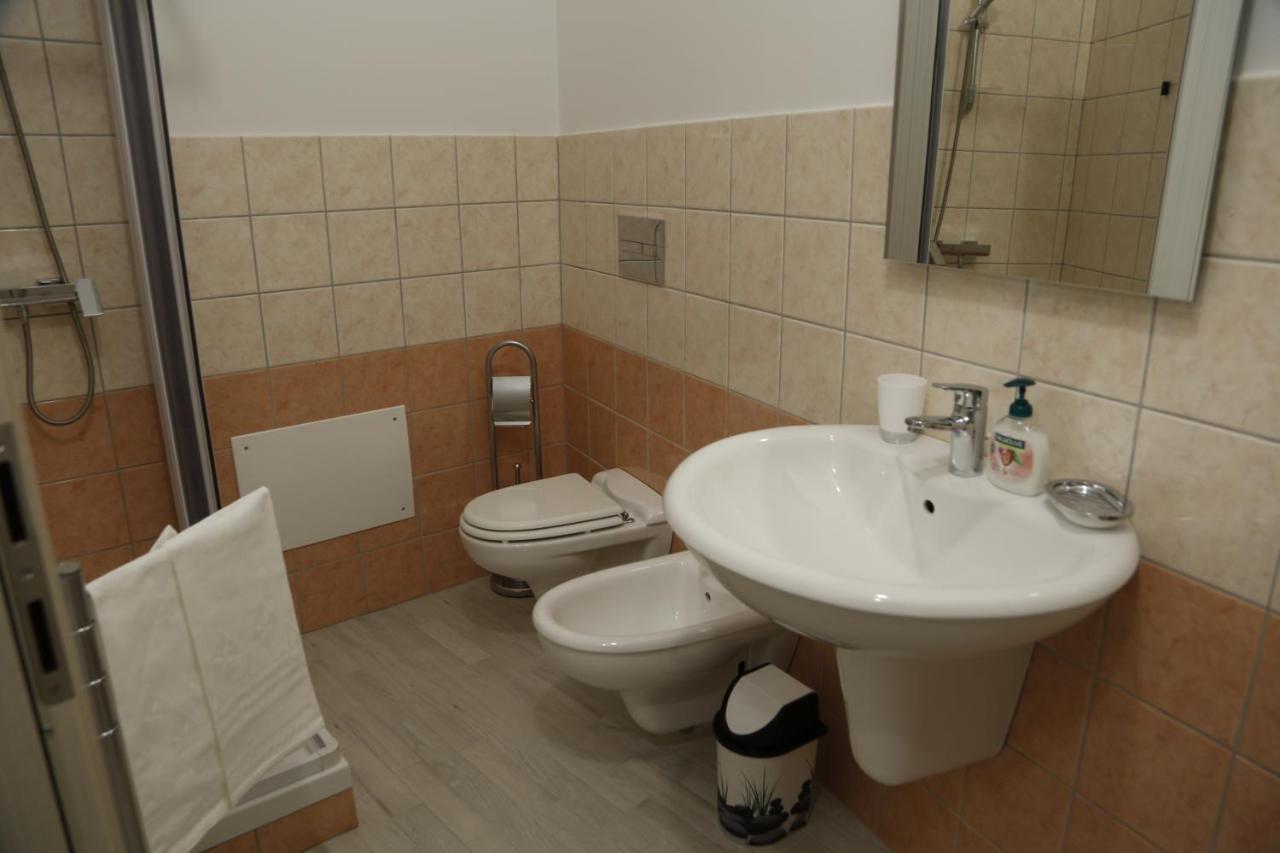 B&B Al Centro Никозия Екстериор снимка