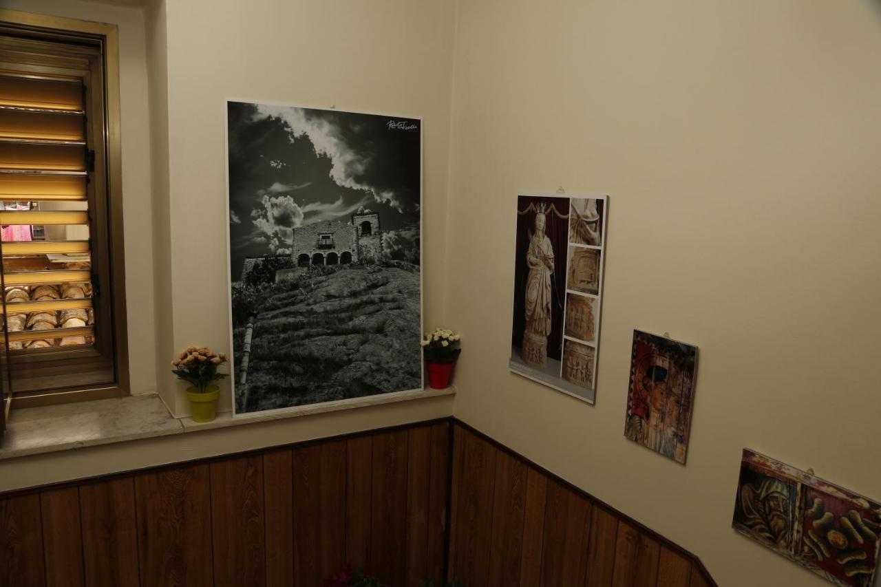 B&B Al Centro Никозия Екстериор снимка